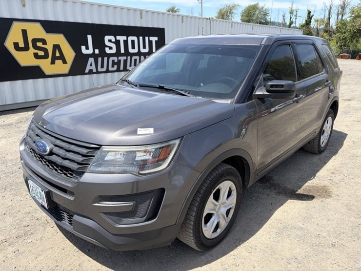 2017-ford-explorer-image-1