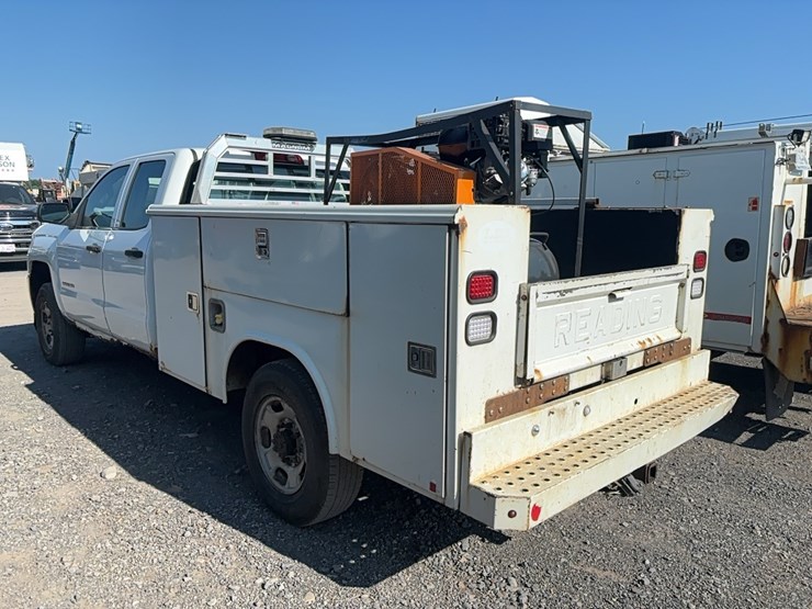 2016-chevrolet-2500-image-4