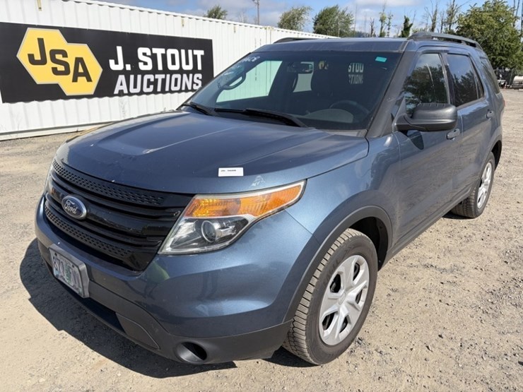 2013-ford-explorer-image-1