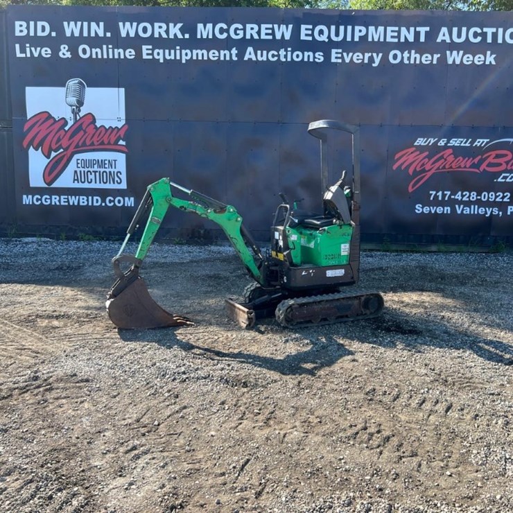 2019 BOBCAT E10