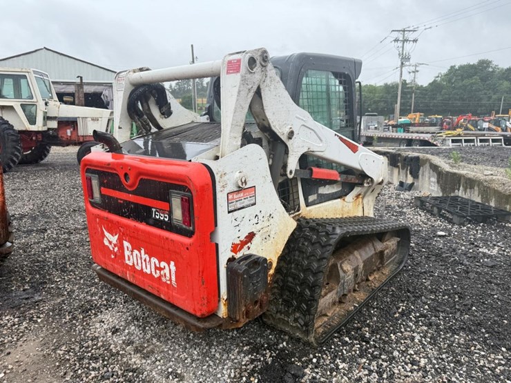 2020-bobcat-t595-image-4