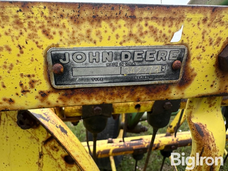 john-deere-660-image-14
