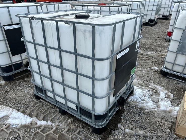 water-tank-tote-image-4