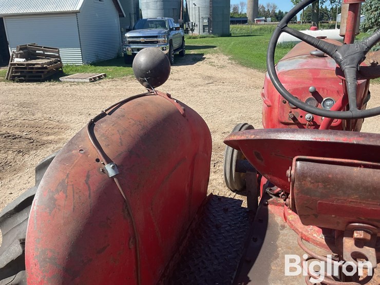 massey-ferguson-33-image-13