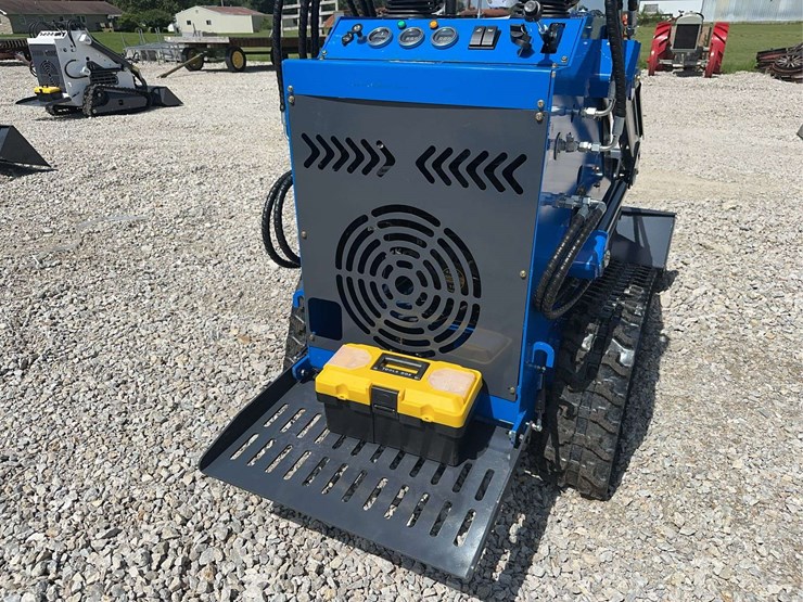 2026-zjg-zj-380-tracked-mini-skid-steer-loader-image-21