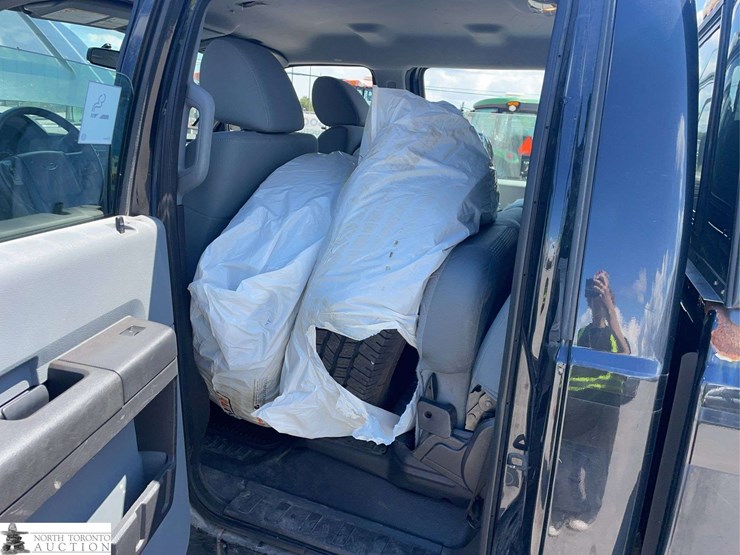 2015-ford-f250-image-16