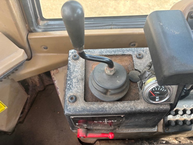 caterpillar-924f-image-57