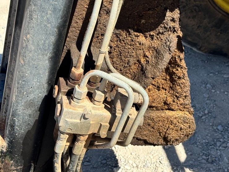 john-deere-3400-image-11