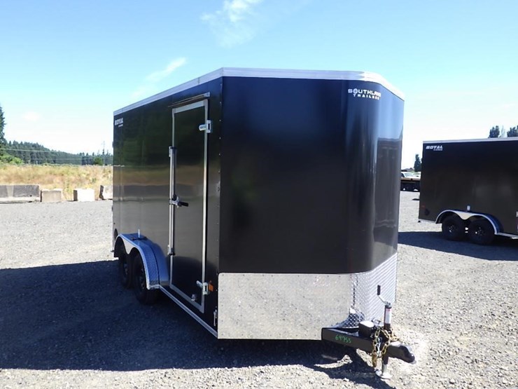 2026-royal-lcht35-7.516v-86-t/a-enclosed-trailer-image-3