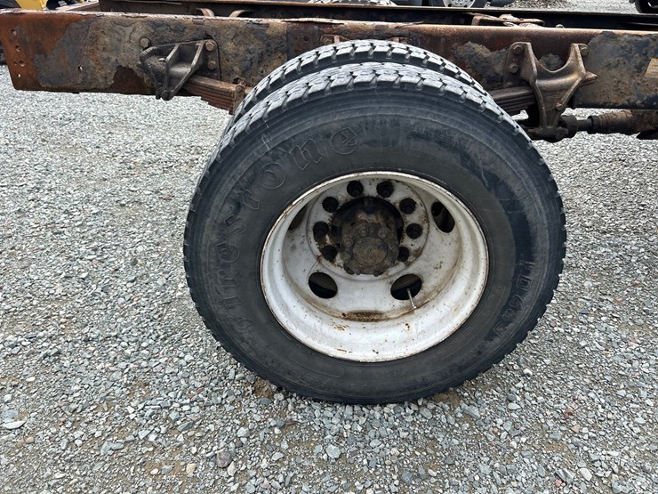 ford-f750-image-53