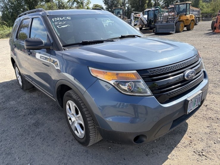 2013-ford-explorer-image-2