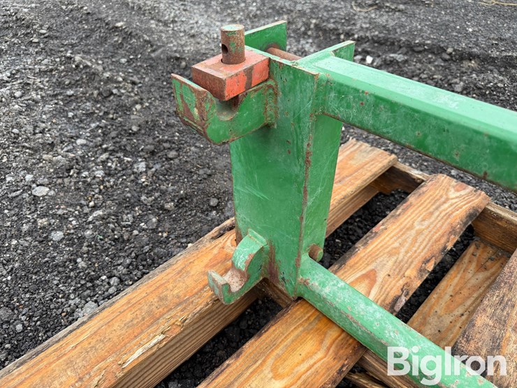 john-deere-148-image-16