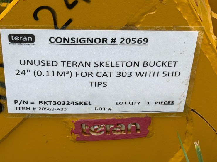 caterpillar-303-image-6