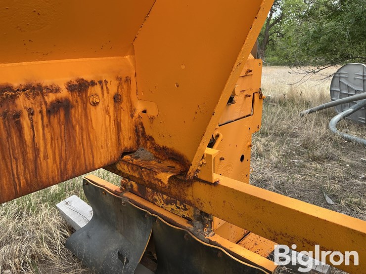 highway-equip-e2500-10-heavy-duty-v-box-sand-or-salt-spreader-box-image-17