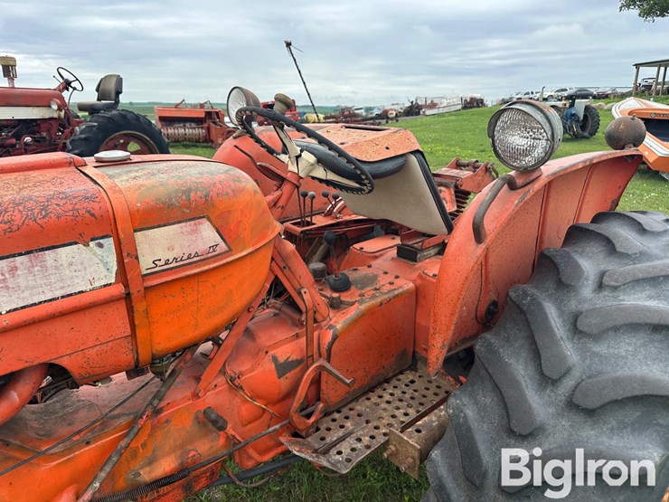 1964-allis-chalmers-d17-image-10