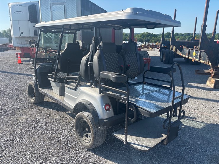 #42-•-2023-epic-e60l-6-passenger-electric-golf-cart-image-4
