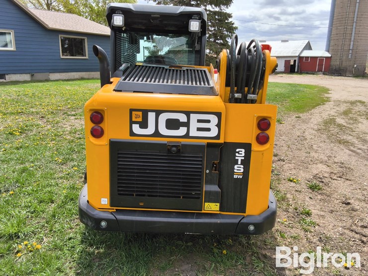 2024-jcb-3ts-8w-image-6