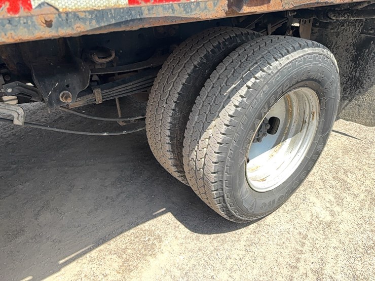 2020-ford-f350-image-9