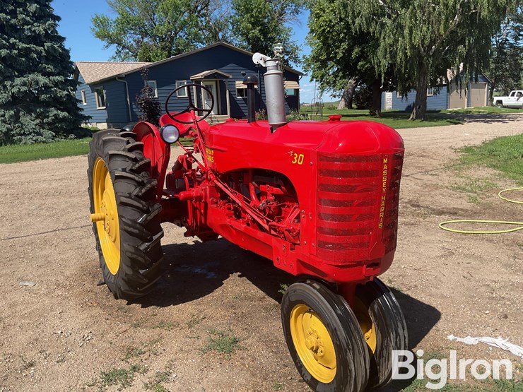 massey-ferguson-30-image-3