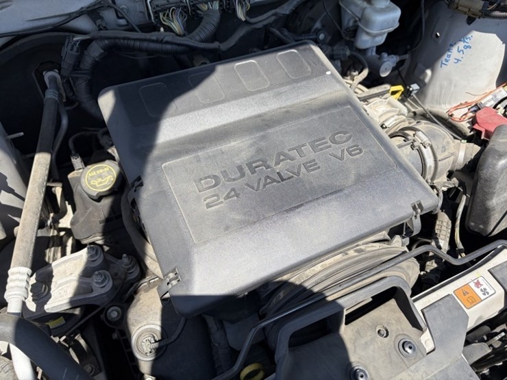 2012-ford-escape-xlt-image-10