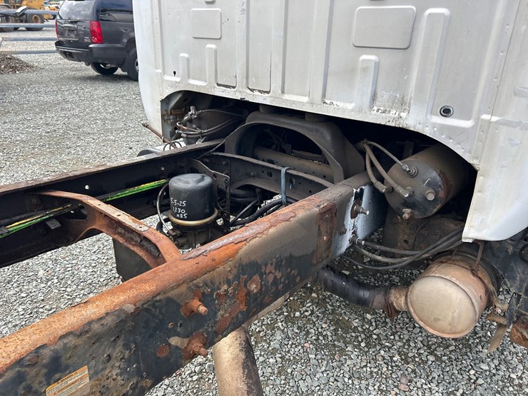 ford-f750-image-15