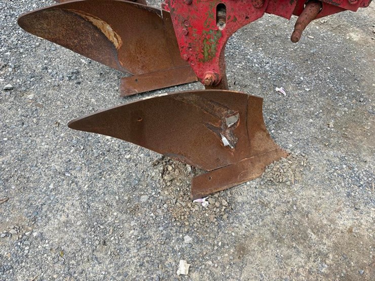 5-bottom-breaking-plow-image-3