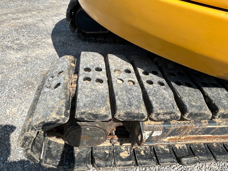 2022-deere-75g-image-12