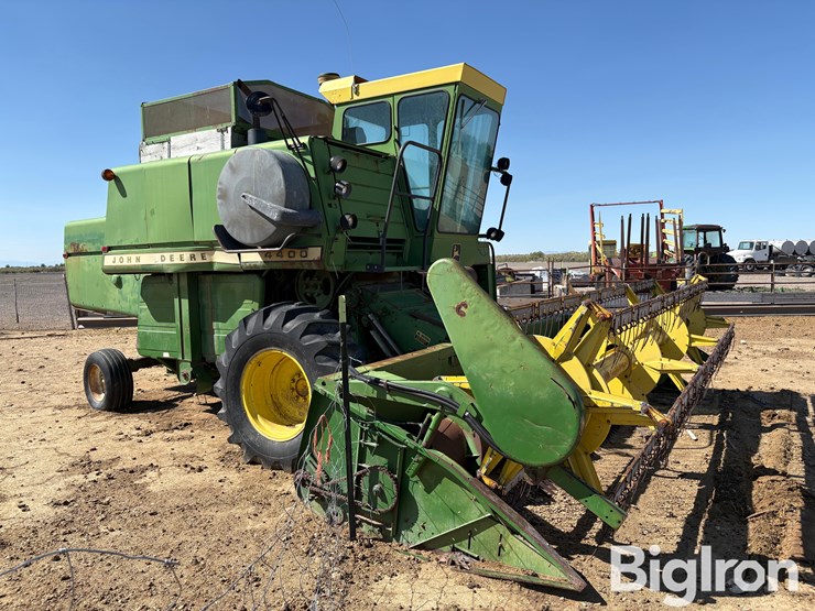 1977-john-deere-4400-image-3