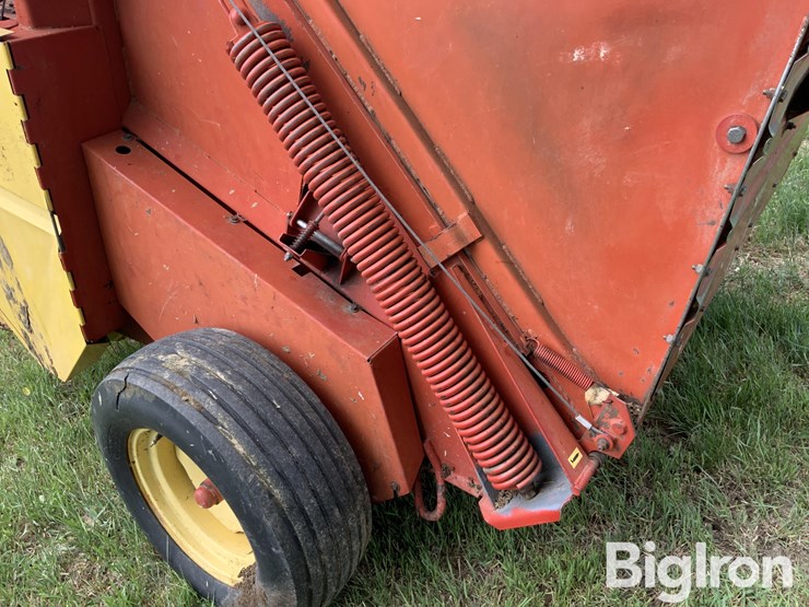 new-holland-846-image-18