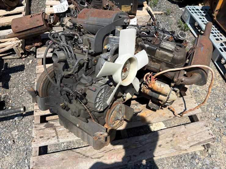 kubota-d1305-3-cylinder-diesel-engine-image-4