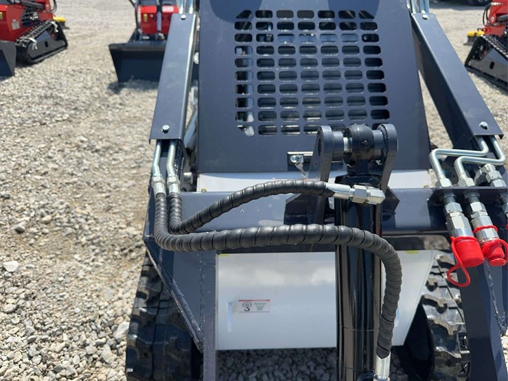 2026-zjg-zj-380-tracked-mini-skid-steer-image-18