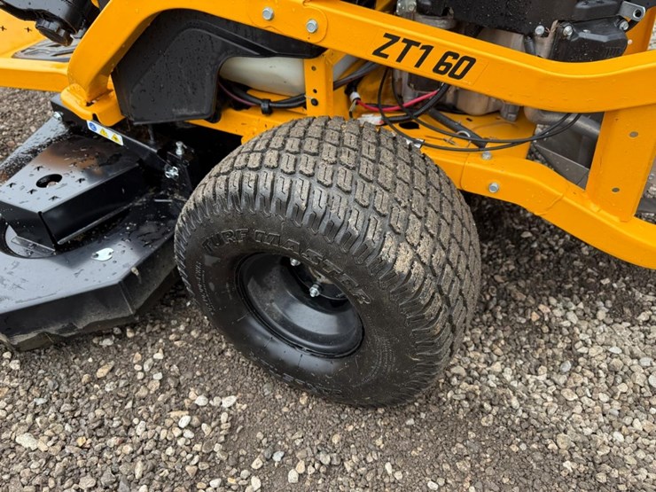 2025-cub-cadet-60-image-14