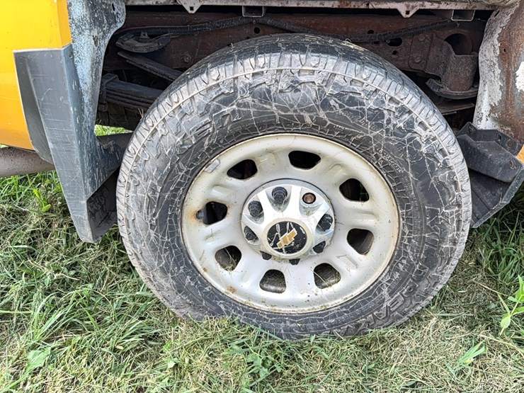 2018-chevrolet-3500hd-image-11