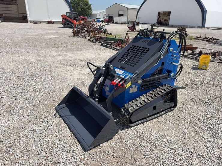 2026-zjg-zj-380-tracked-mini-skid-steer-loader-image-1
