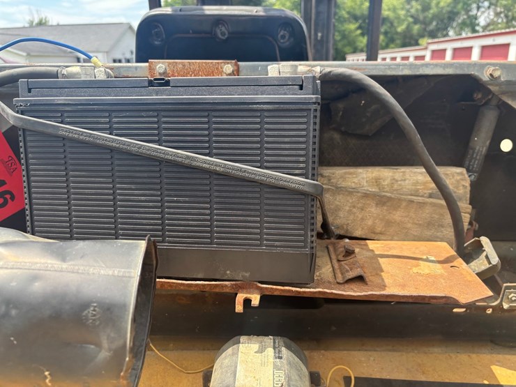 #2246-•-baker-forklift-image-47