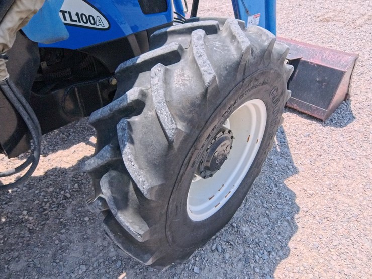 2004-new-holland-tl100a-image-72