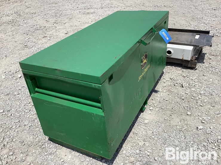 john-deere-2-image-8