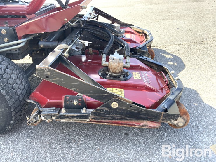 massey-ferguson-730-image-11