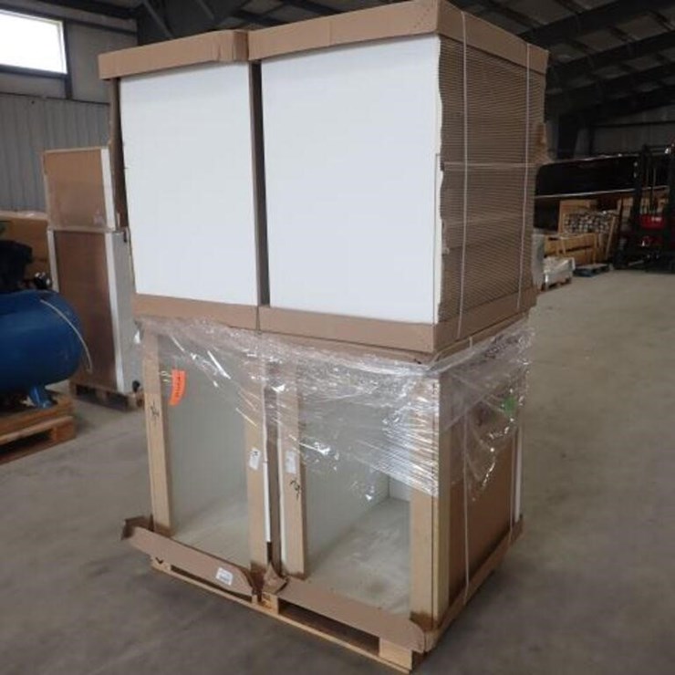 UNUSED Qty Of 4-Pc Premium White Corner Base