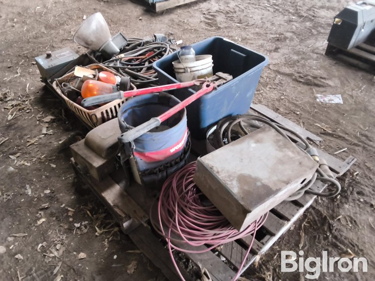 power-cords-&-misc-image-5