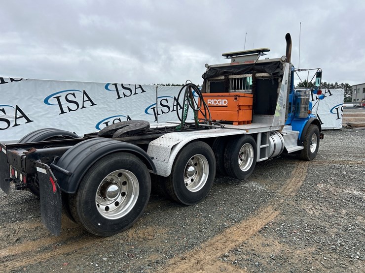 2013-kenworth-t800-image-5