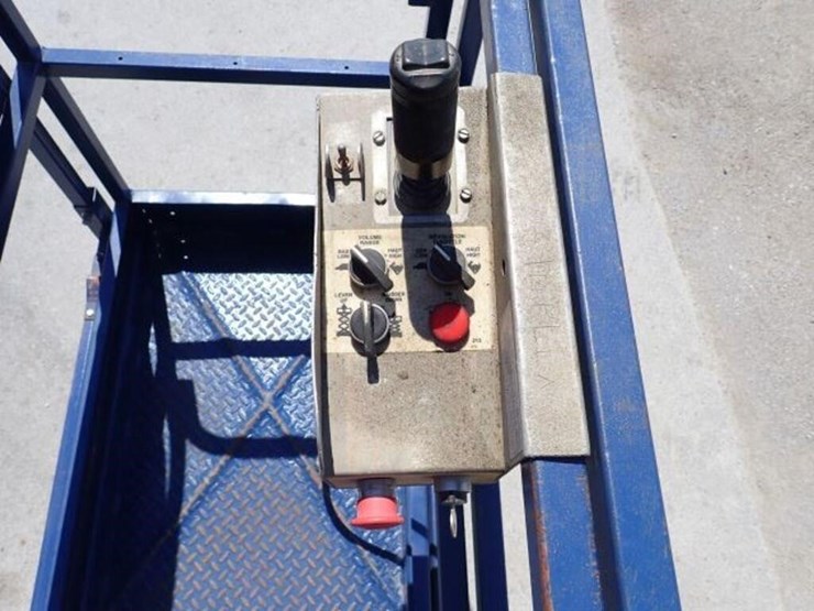 1996-jlg-20-ft-scissor-lift-c0382740200025908-image-13