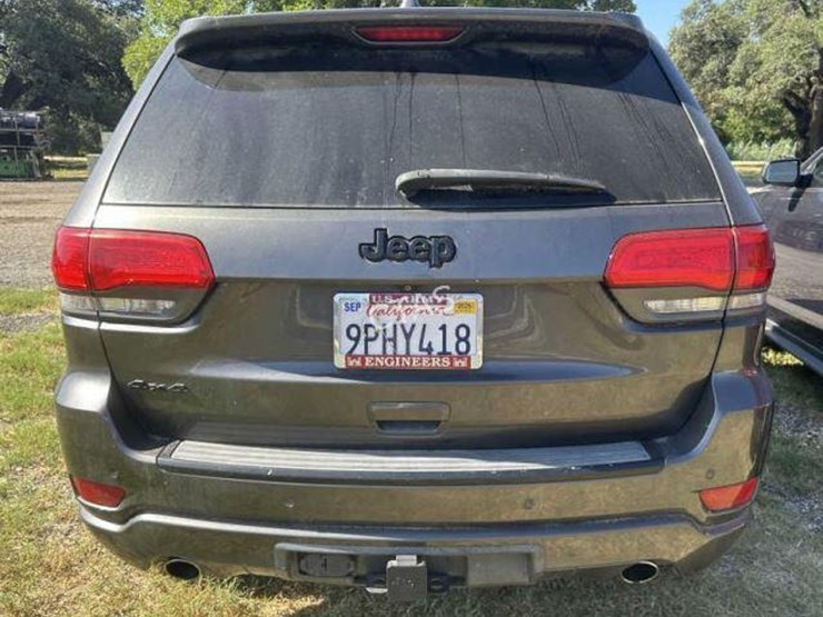 2015-jeep-grand-cherokee-image-7