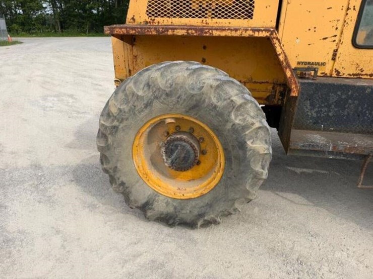lift-king-4x4-rough-terrain-forklift-image-41