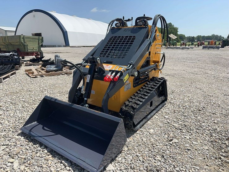 2026-zjg-zj-380-tracked-mini-skid-steer-loader-image-1