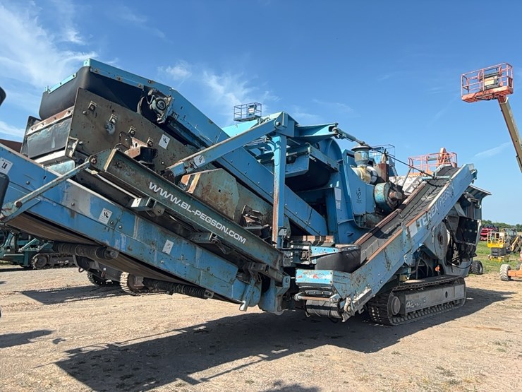 caterpillar-c9-image-12
