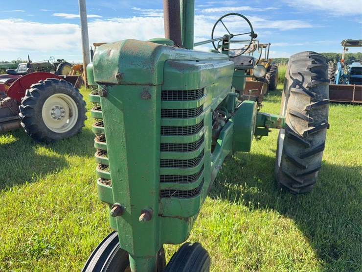 john-deere-model-b-image-10
