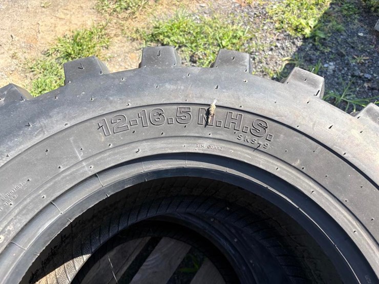 12-16.5-sk39-tires-(set-of-4)-image-3