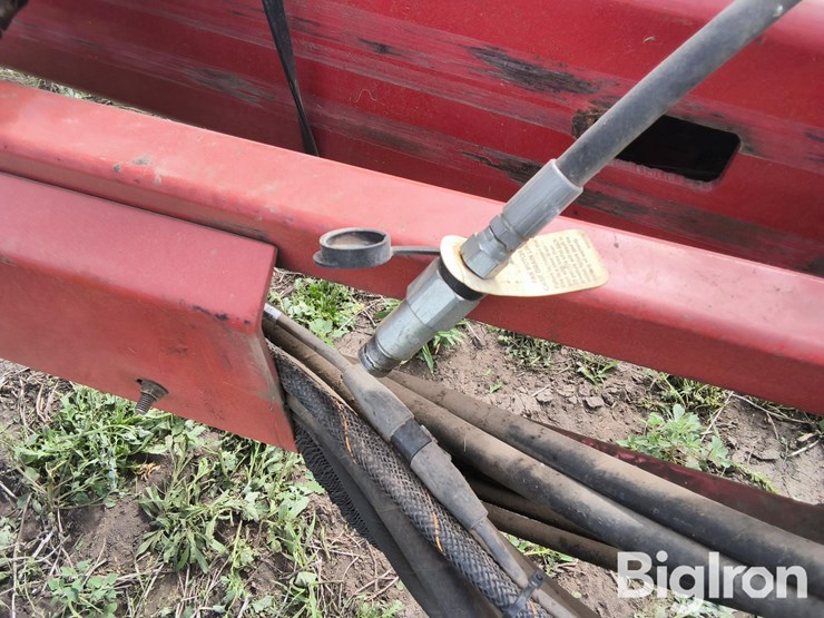 case-ih-1200-image-14