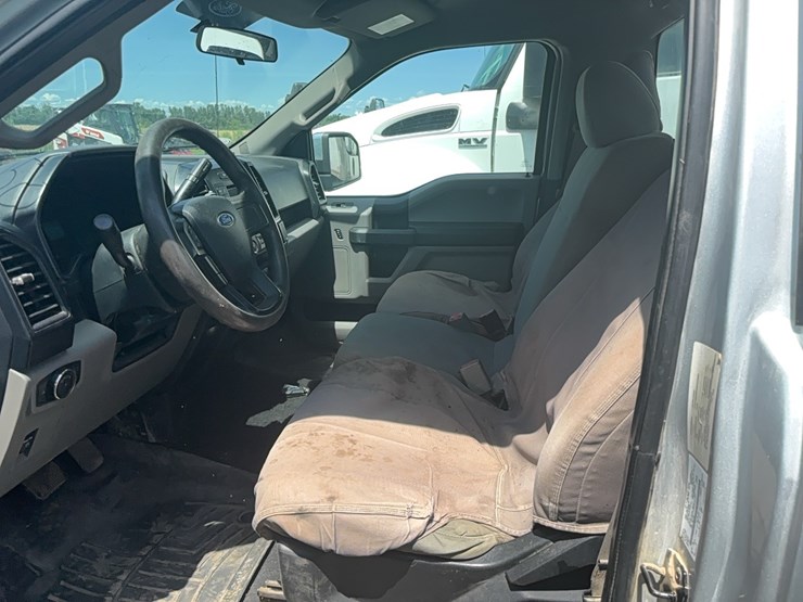 2017-ford-f150-image-11